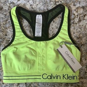 High performance women’s sportswear